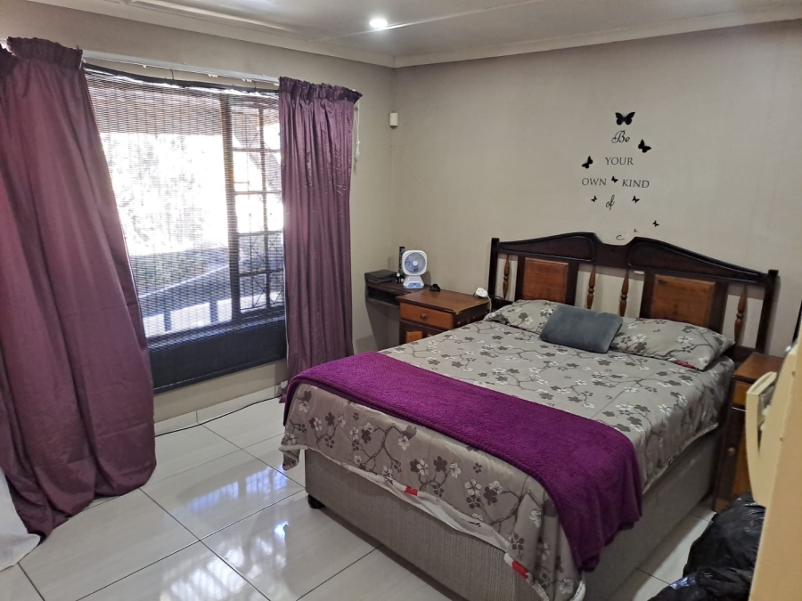 3 Bedroom Property for Sale in Nahoon Valley Park Eastern Cape